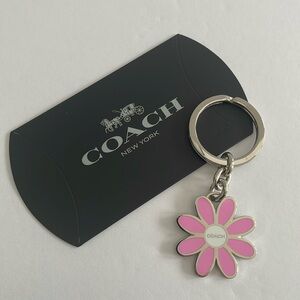 Coach Vintage Daisy Key Chain Fob Bag Charm Silver Pink White